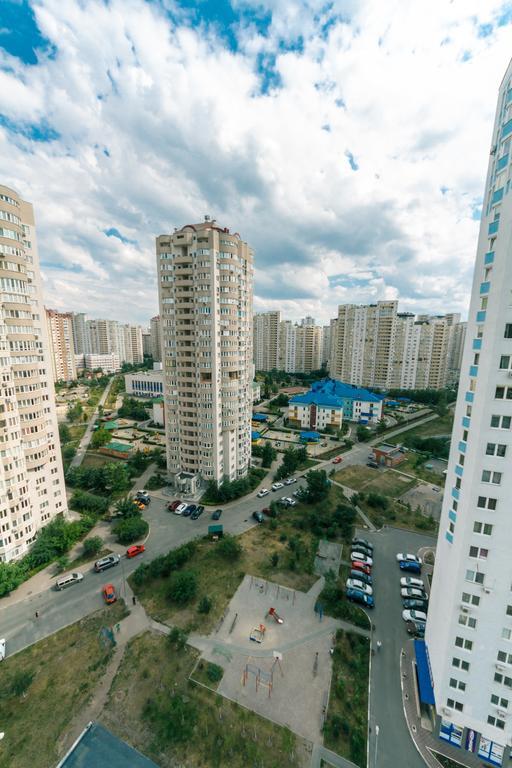 On Urlovskaya 23a Апартаменты Киев
